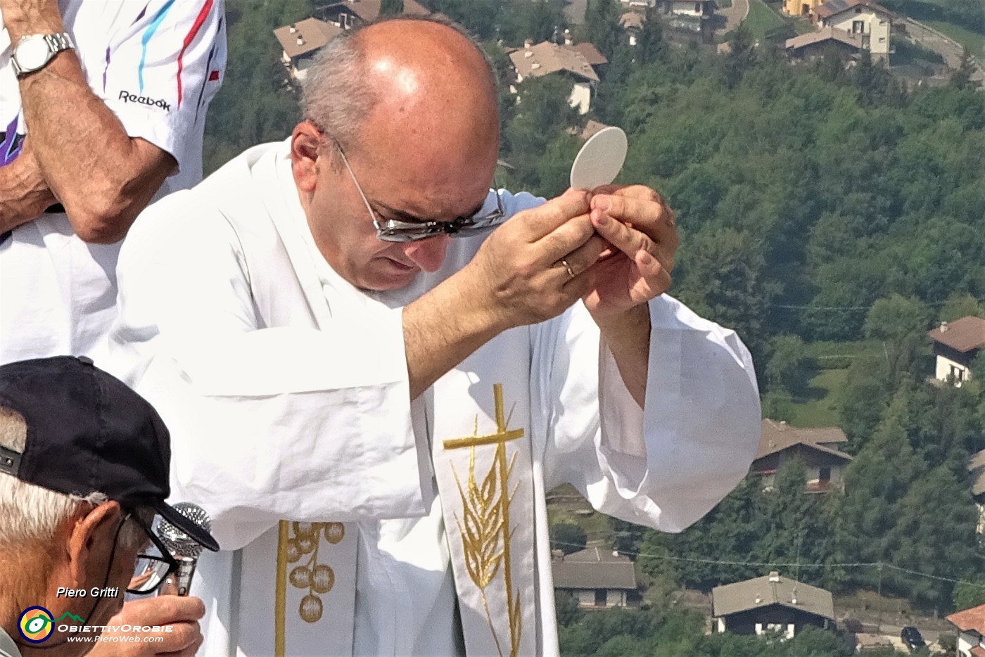 36  Messa per i Caduti in montagna, Don Valerio.JPG